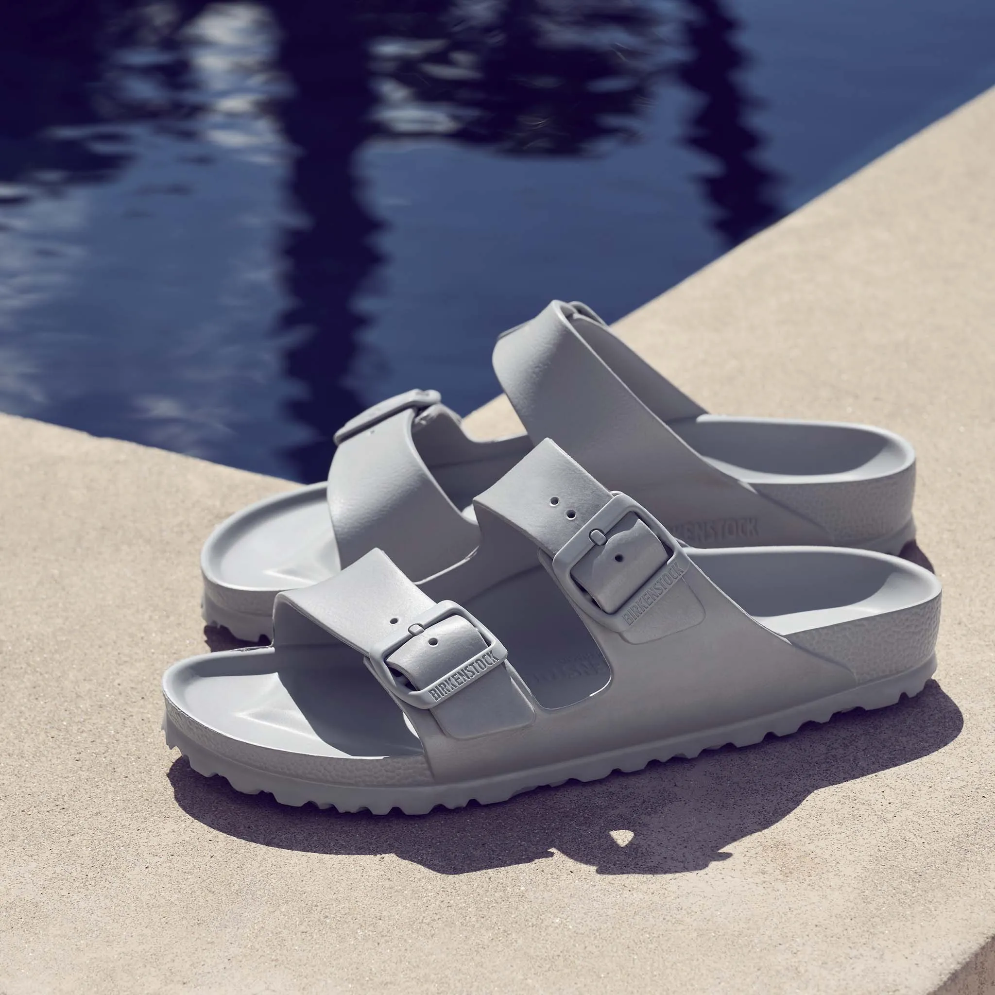 Arizona Eva Sandals in Stone