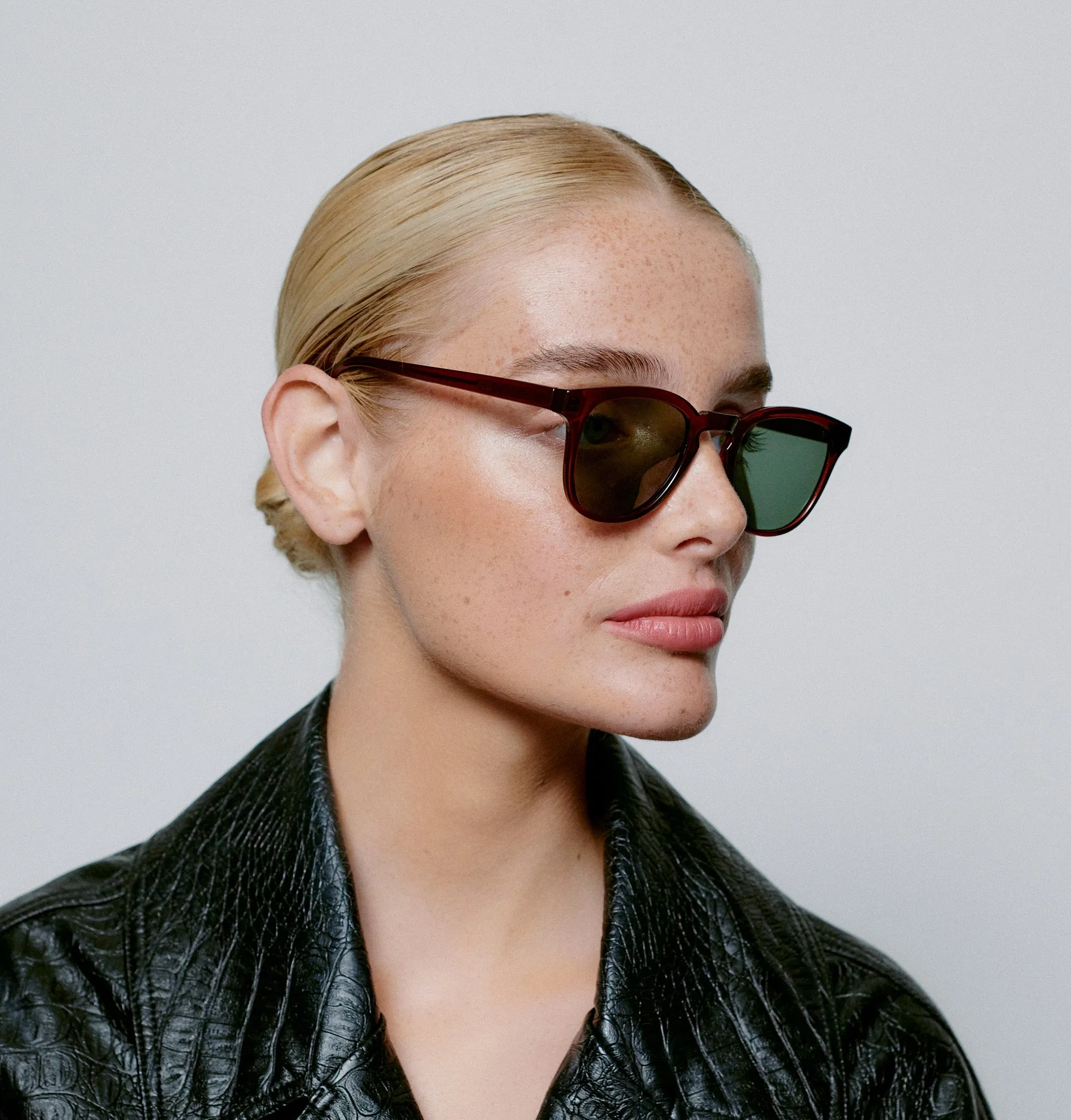 Bate Sunglasses - Brown Transparent