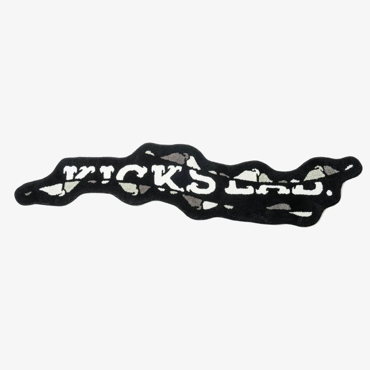 KICKS LAB. LOGO RUG BLACK/WHITE