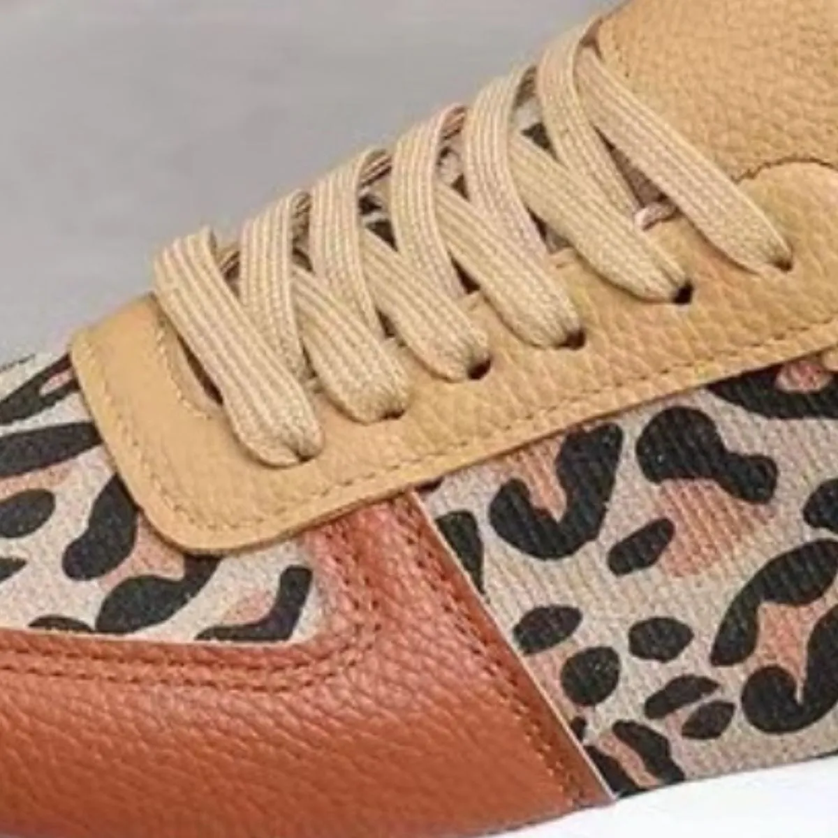 Max Leather Kicks
