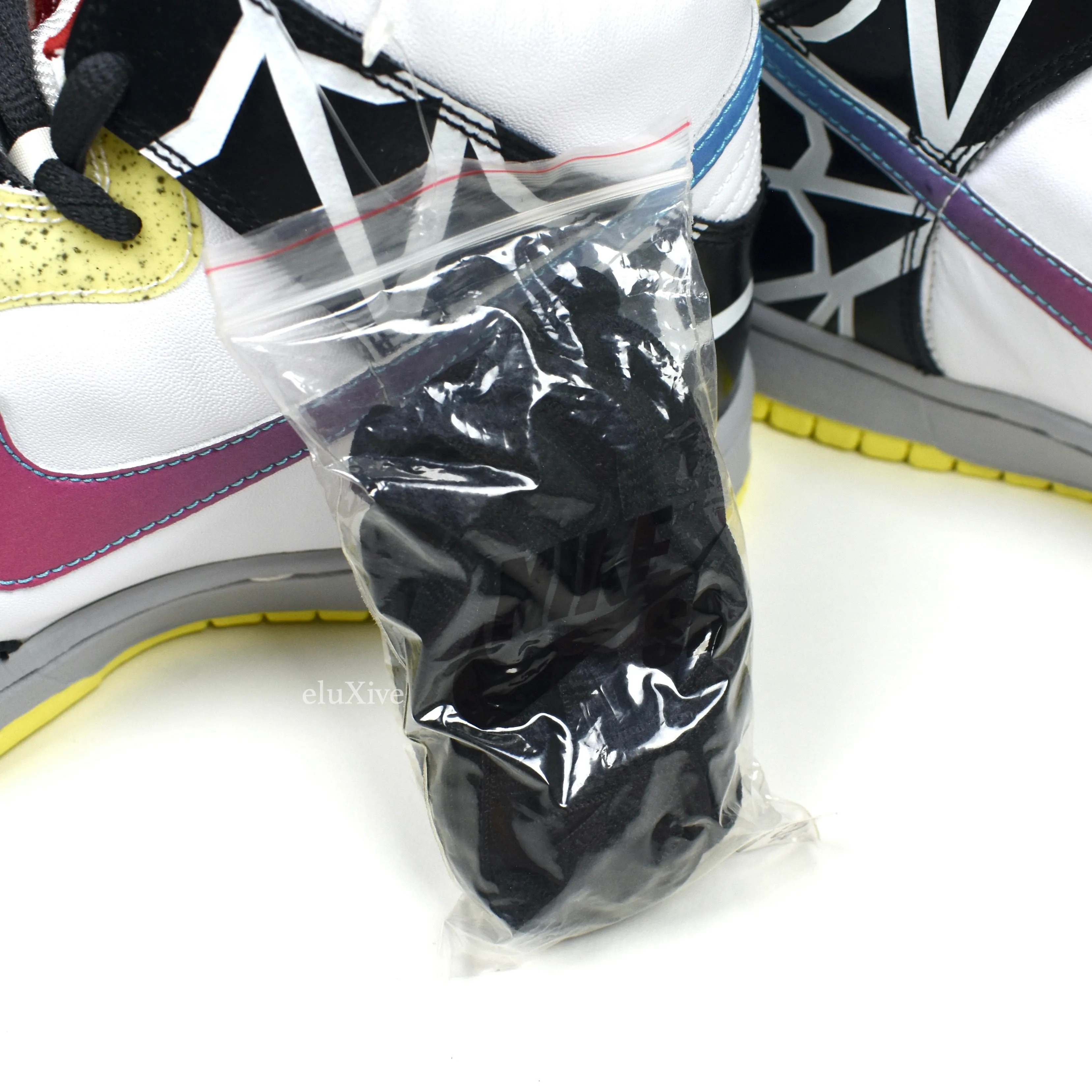 Nike - Dunk High Premium SB 'Thrashin'